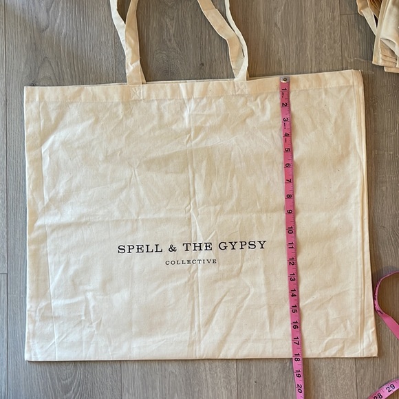 Spell and gypsy collective tote bag - Picture 3 of 4